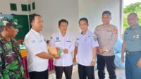 Nelayan di Kecamatan Enggano menerima bantuan dari DKP BU
