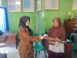 Pemdes Pulau Panggung Salurkan BLT-DD, 52 KPM Sumringah 